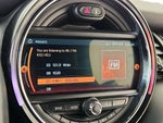 2019 Convertible Thumbnail 16