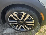2019 Convertible Thumbnail 8