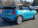 2017 Convertible Thumbnail 27
