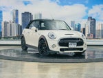 2018 Convertible Thumbnail 20