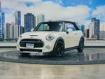 2018 Convertible Thumbnail 21