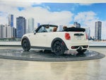2018 Convertible Thumbnail 27
