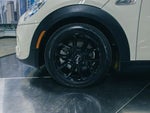2018 Convertible Thumbnail 28
