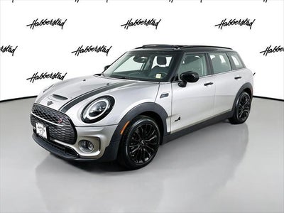 Photo of a 2024 Mini Clubman AWD Cooper S ALL4 4DR Wagon for sale