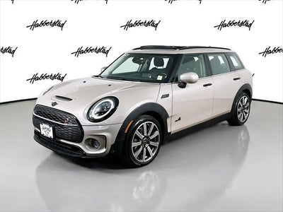 Photo of a 2023 Mini Clubman AWD Classic Cooper S ALL4 4DR Wagon for sale