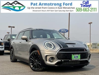 Photo of a 2023 Mini Clubman AWD Classic Cooper S ALL4 4DR Wagon for sale