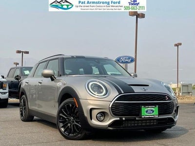 Photo of a 2023 Mini Clubman AWD Classic Cooper S ALL4 4DR Wagon for sale