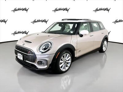 Photo of a 2023 Mini Clubman AWD Classic Cooper S ALL4 4DR Wagon for sale
