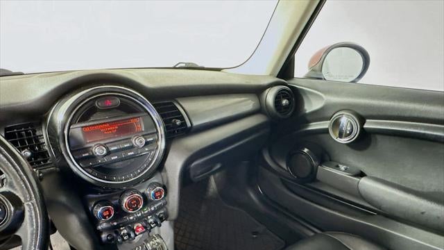 2015 MINI Hardtop 2 Door Cooper