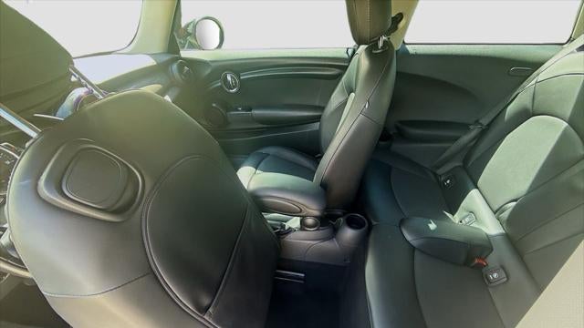 2015 MINI Hardtop 2 Door Cooper