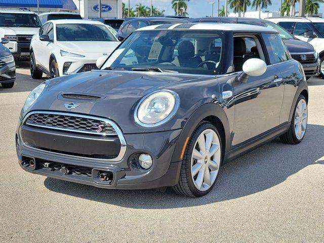 2014 MINI Hardtop - $11,510