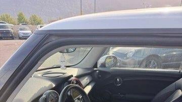 2017 MINI Hardtop 2 Door Cooper