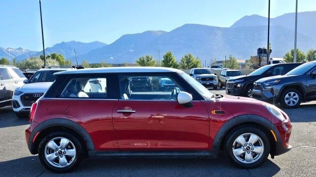 2017 MINI Hardtop 2 Door Cooper