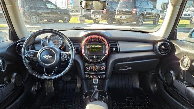2017 MINI Hardtop 2 Door Cooper