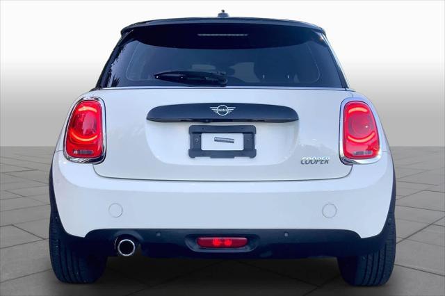 2019 MINI Hardtop - $17,930
