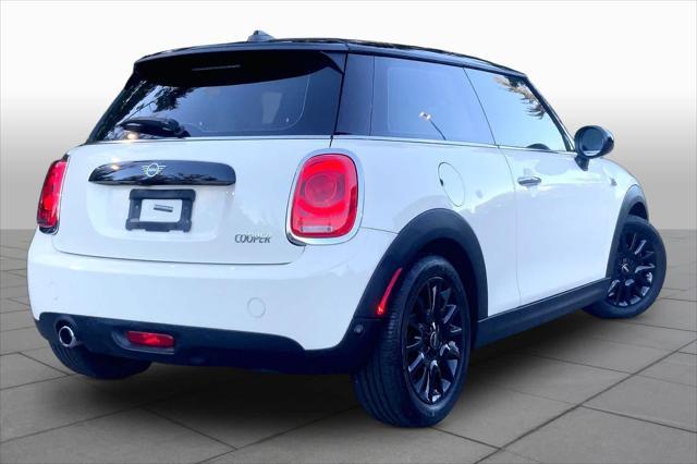 2019 MINI Hardtop - $17,930
