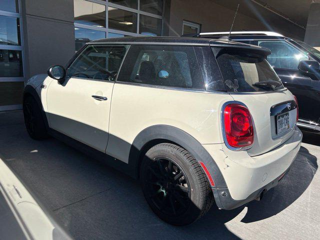 2019 MINI Hardtop - $11,622