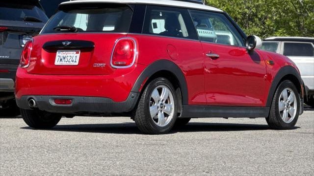 2017 MINI Hardtop 2 Door Cooper