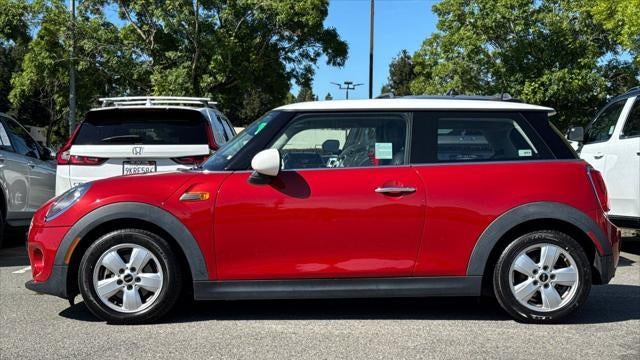 2017 MINI Hardtop 2 Door Cooper