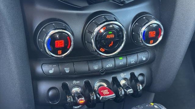 2017 MINI Hardtop 2 Door Cooper