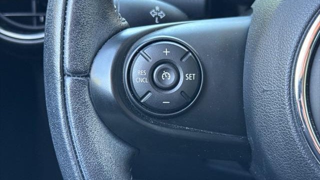 2017 MINI Hardtop 2 Door Cooper