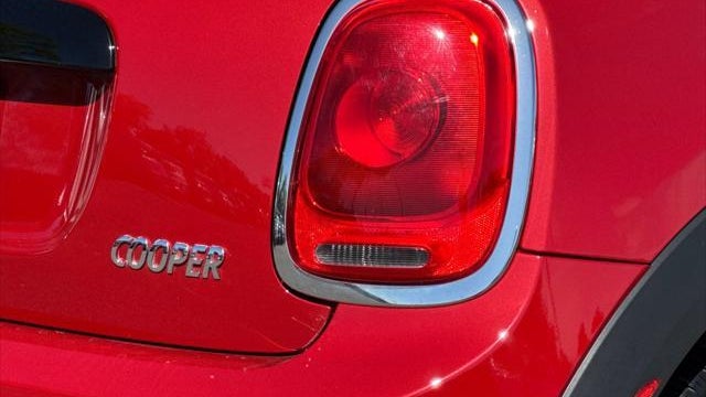 2017 MINI Hardtop 2 Door Cooper