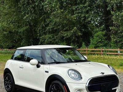 Photo of a 2018 Mini Hardtop 2 Door Oxford Edition 2DR Hatchback for sale
