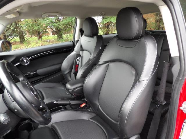 2015 MINI Hardtop - $10,938