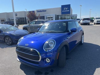 Photo of a 2021 Mini Hardtop 2 Door Oxford Edition 2DR Hatchback for sale