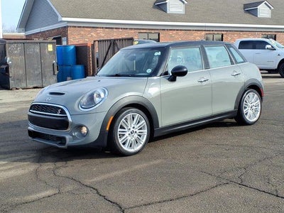 Photo of a 2019 Mini Hardtop 4 Door Cooper S 4DR Hatchback for sale