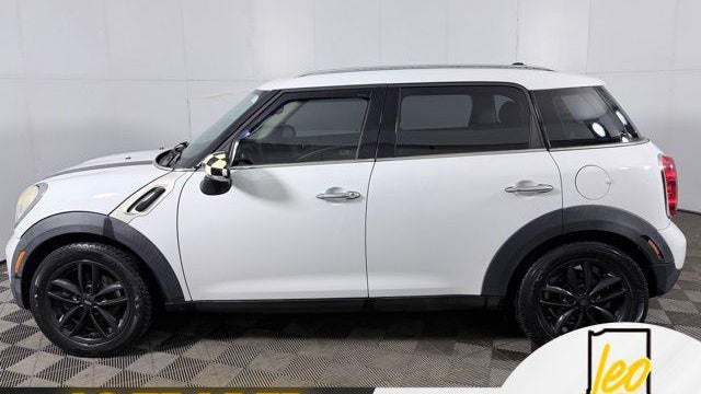 2011 MINI Cooper Countryman Base