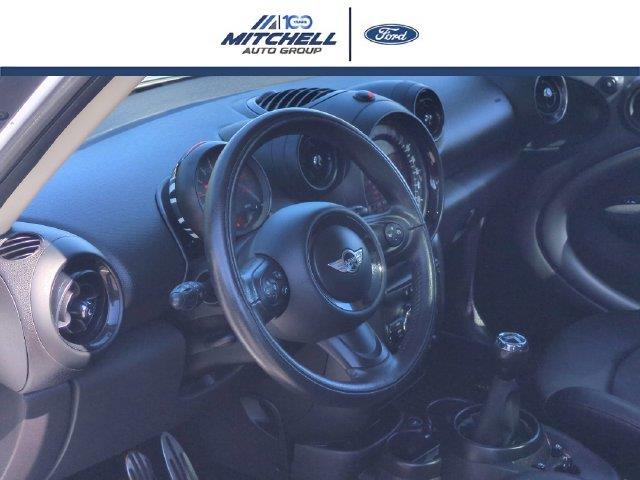 2016 MINI Countryman - $7,993
