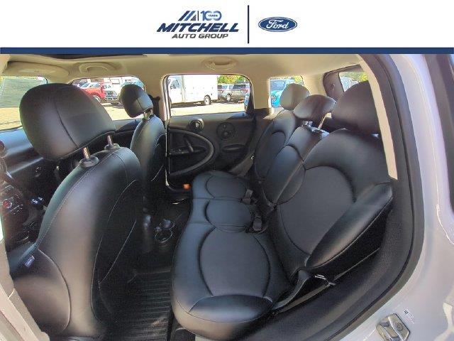 2016 MINI Countryman - $7,993