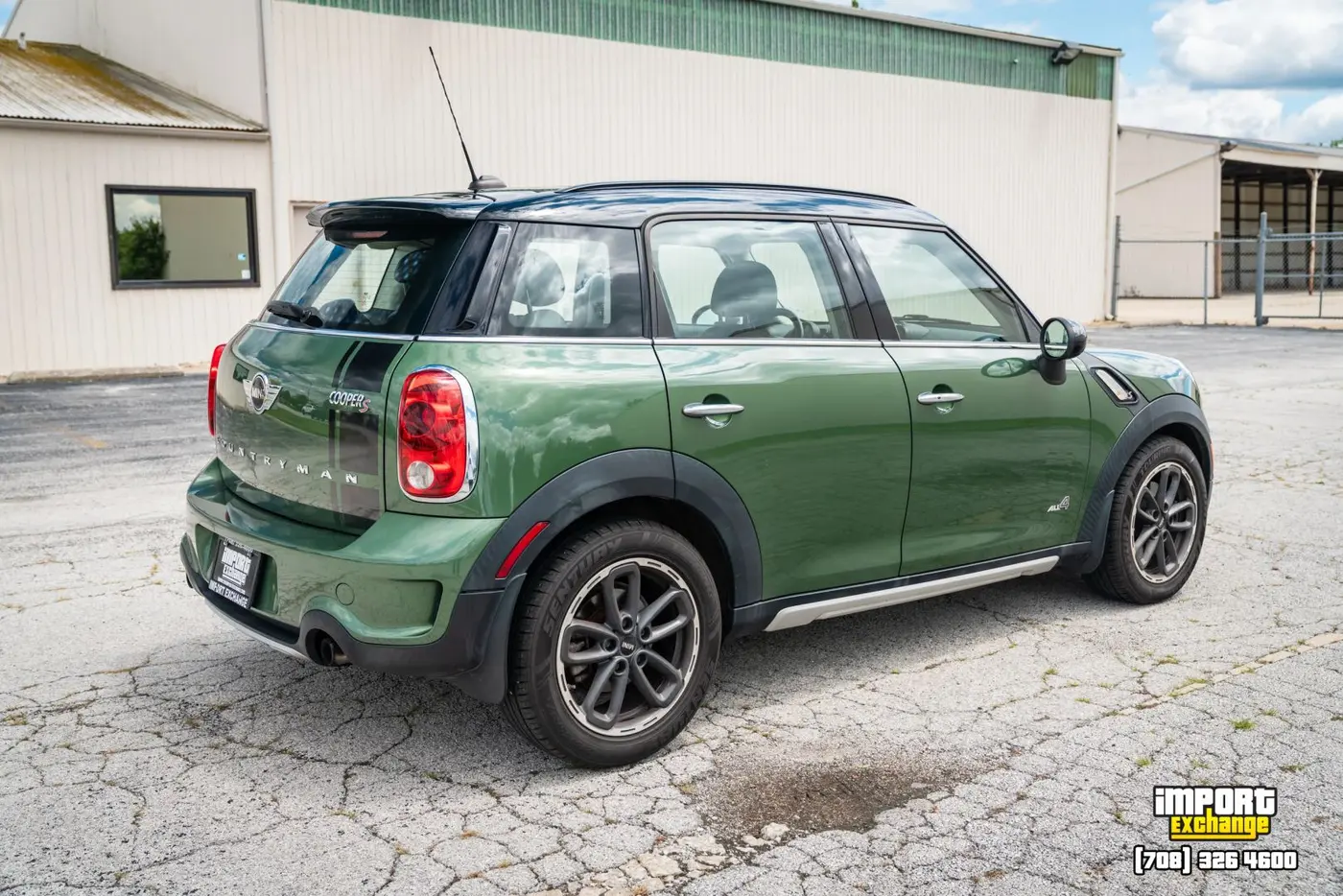 2016 MINI Countryman - $10,876