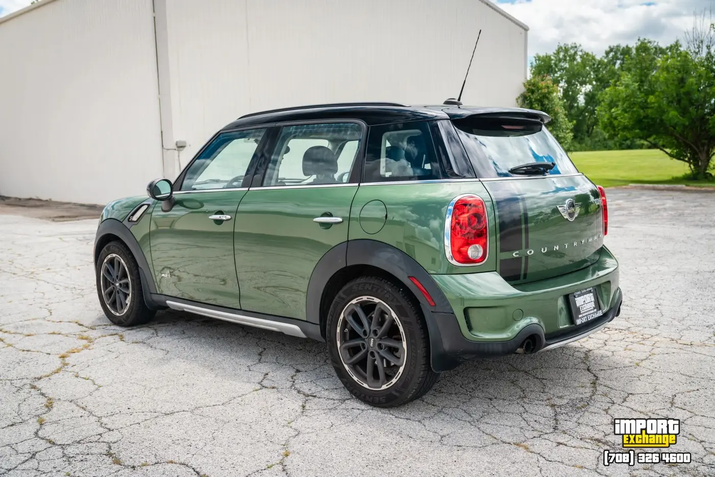 2016 MINI Countryman - $10,876