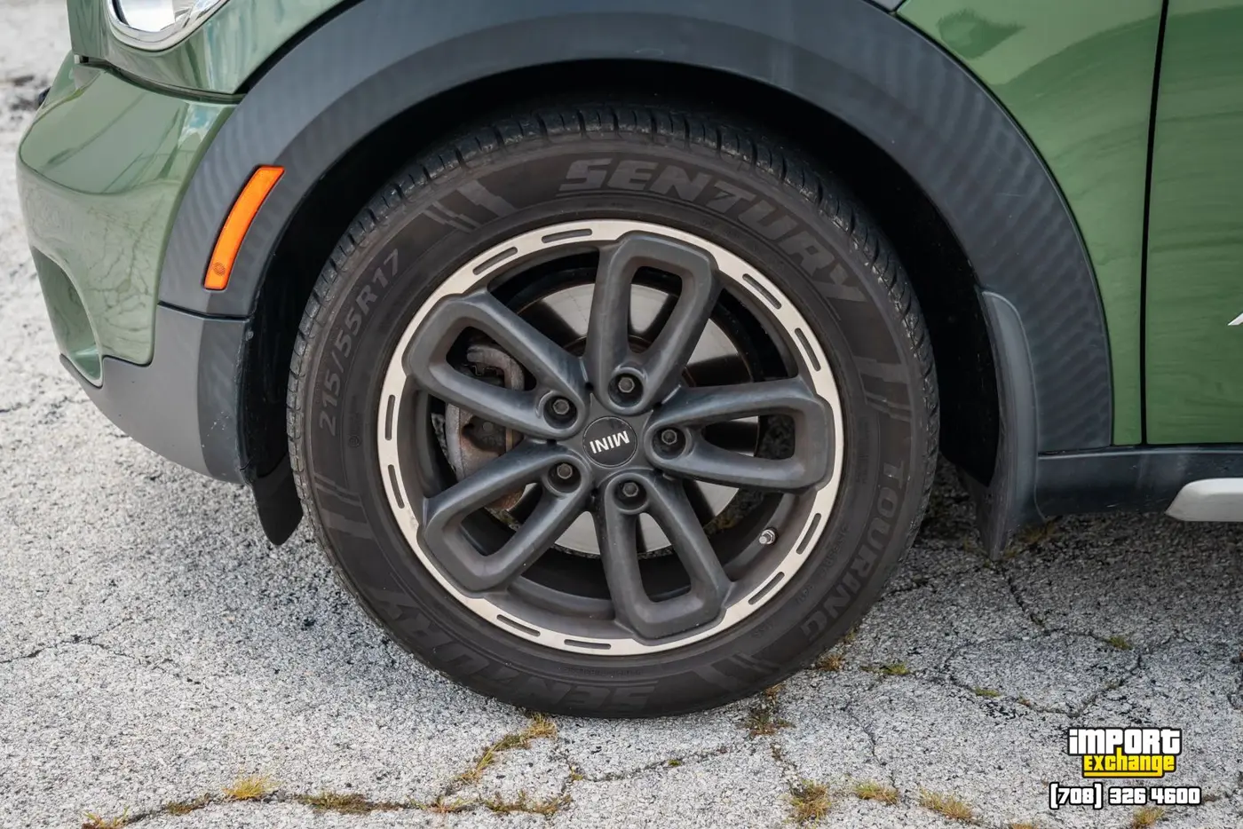 2016 MINI Countryman - $10,876