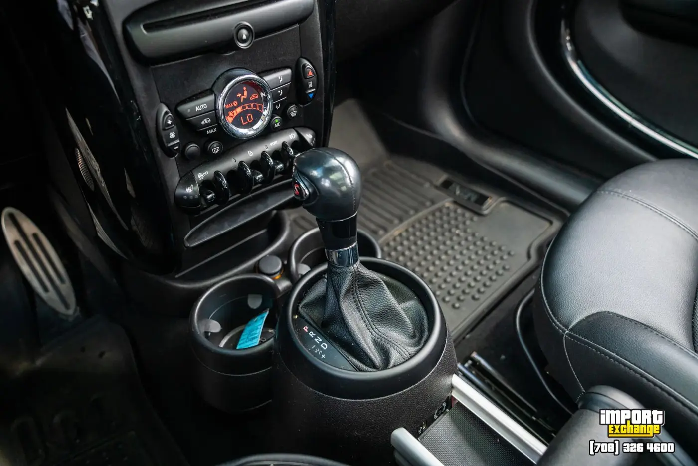 2016 MINI Countryman - $10,876