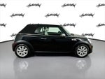 2015 Convertible Thumbnail 30
