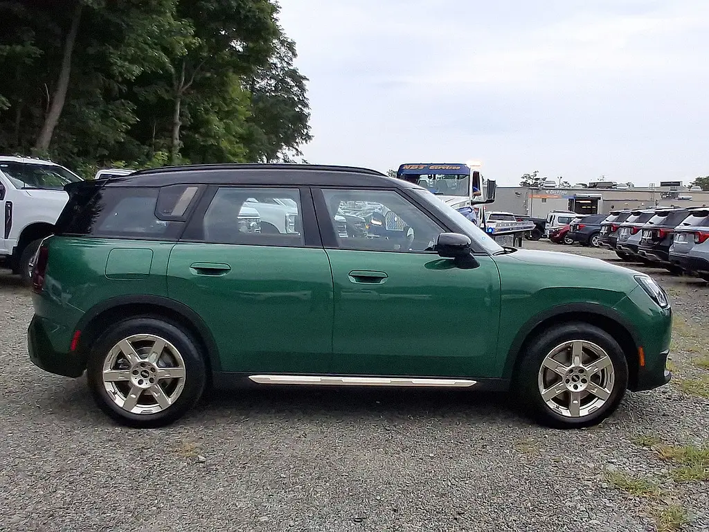 2025 MINI Countryman - $30,288