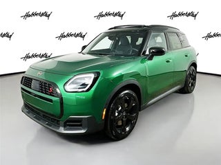2026 MINI Countryman with British Racing Green Iv Metallic Exterior