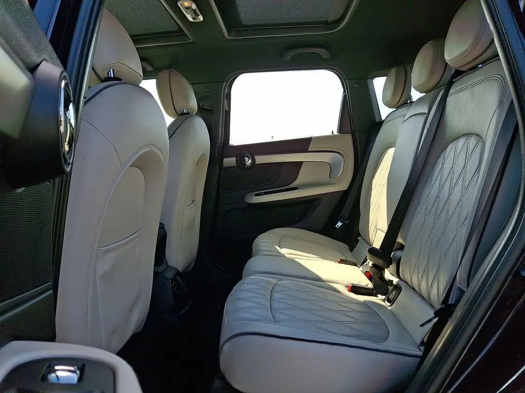 2021 MINI Countryman - $27,200