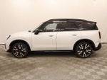 2025 Countryman Thumbnail 2