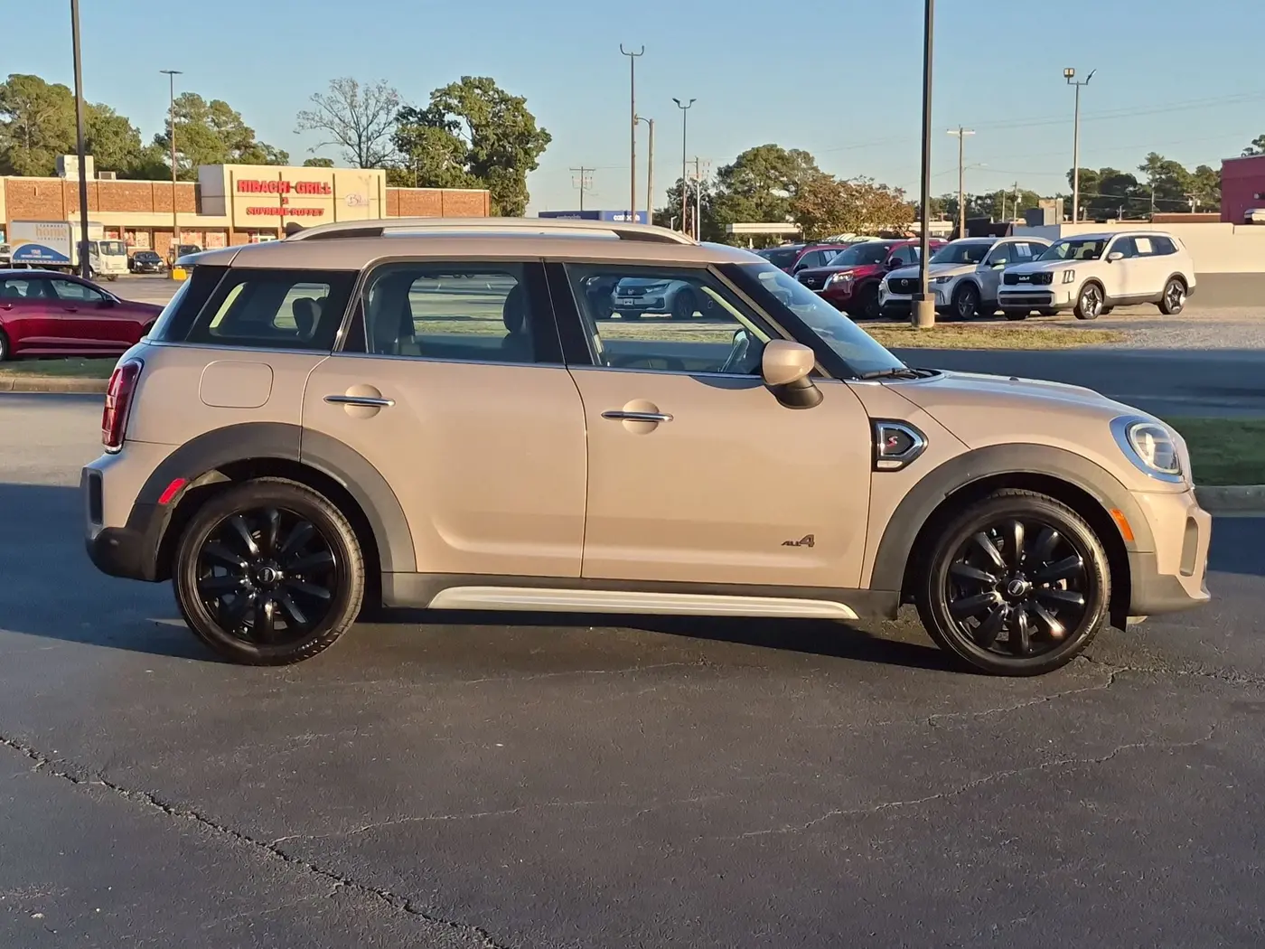 2024 MINI Countryman - $27,500
