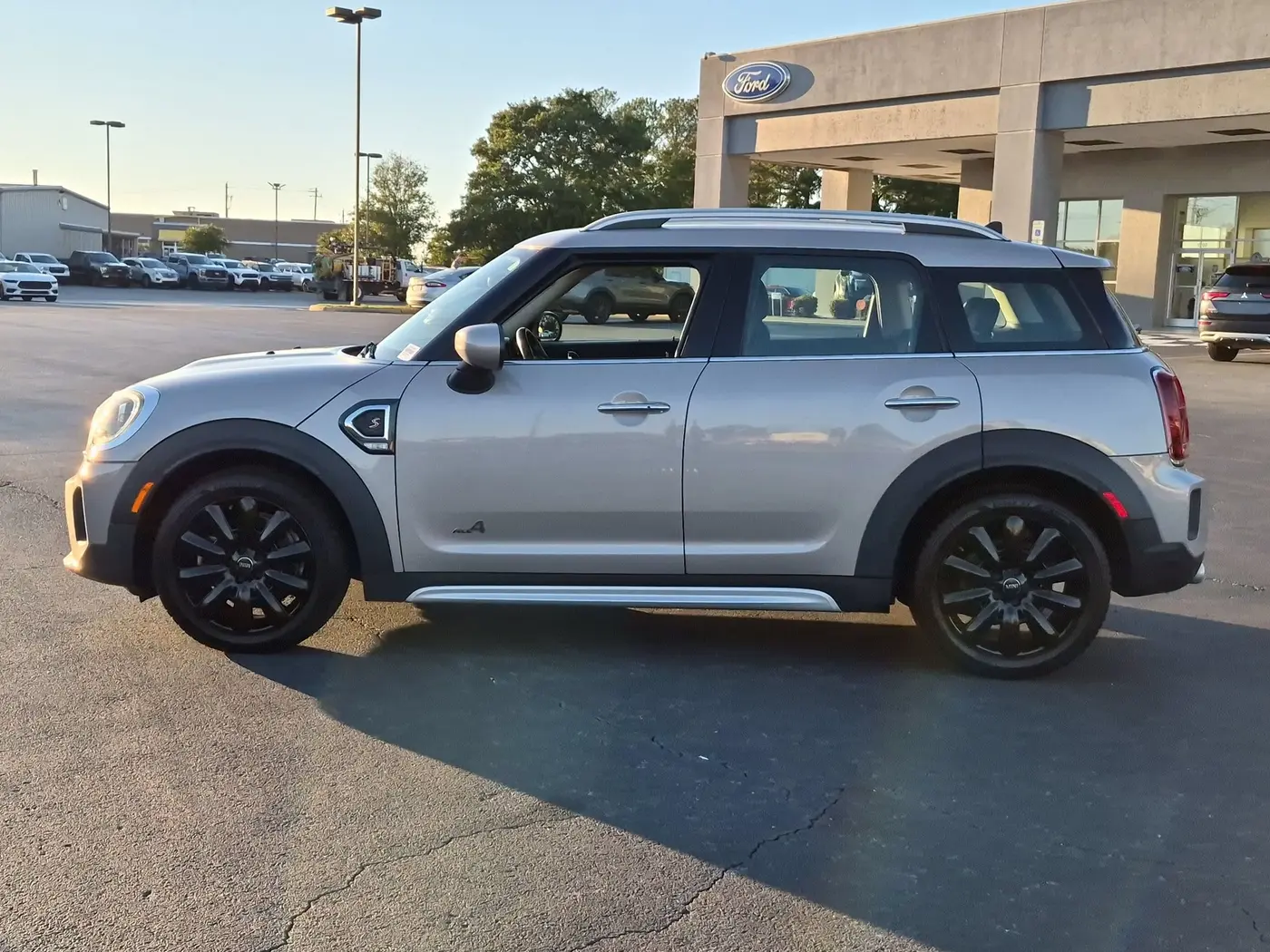 2024 MINI Countryman - $27,500