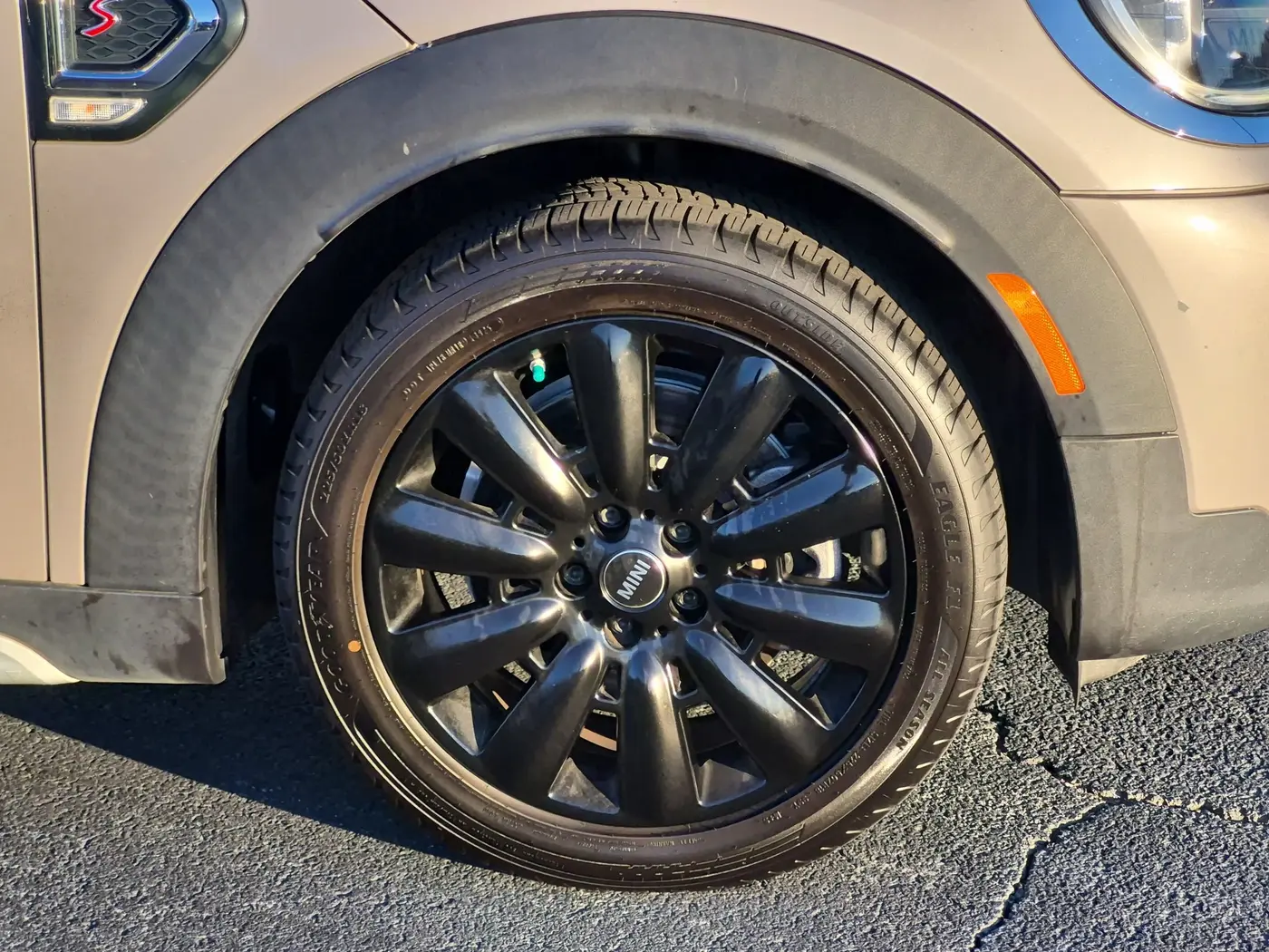 2024 MINI Countryman - $27,500