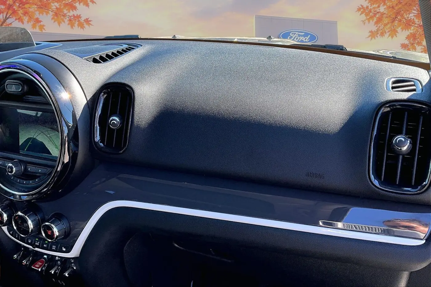 2017 MINI Countryman - $18,000