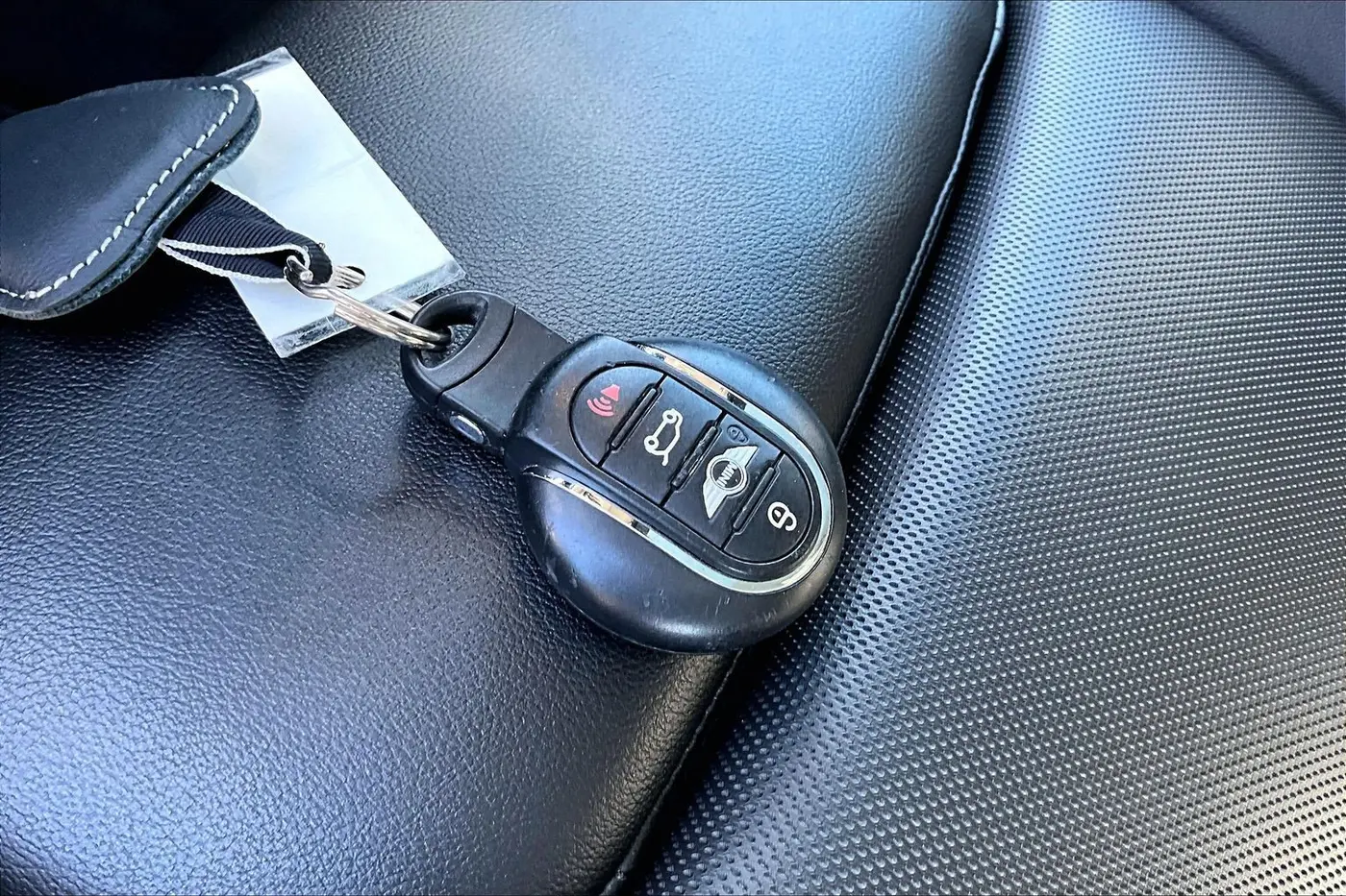2017 MINI Countryman - $18,000