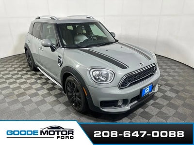 Photo of a 2017 Mini Countryman AWD Cooper S ALL4 4DR Crossover for sale