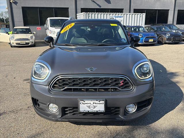 2019 MINI Countryman - $17,999