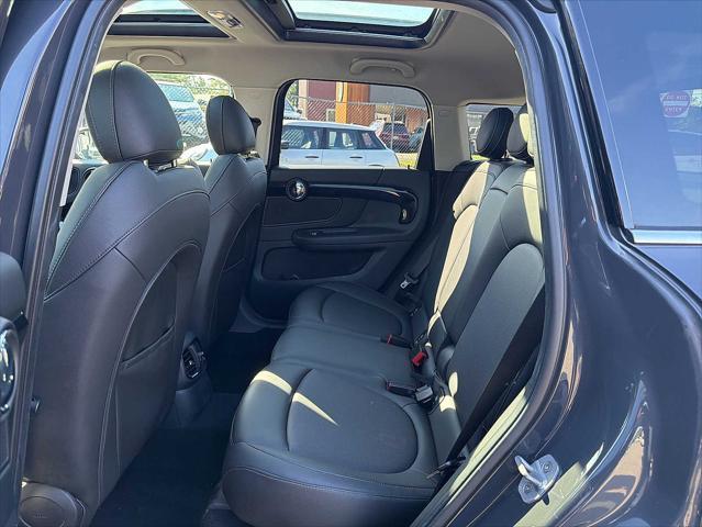 2019 MINI Countryman - $17,999